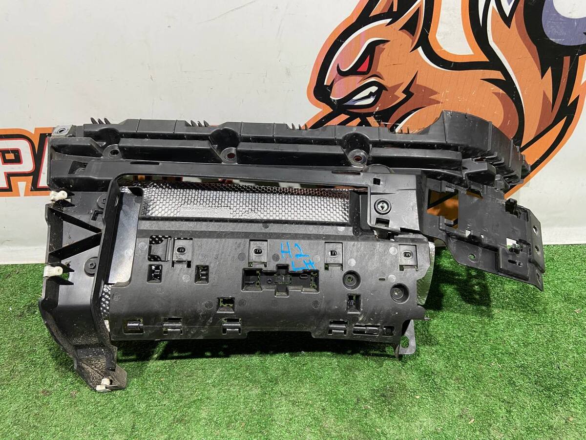 LR139038 Датчик відкриття багажних дверей без рук лівий Range Rover L405 (2013-2021)